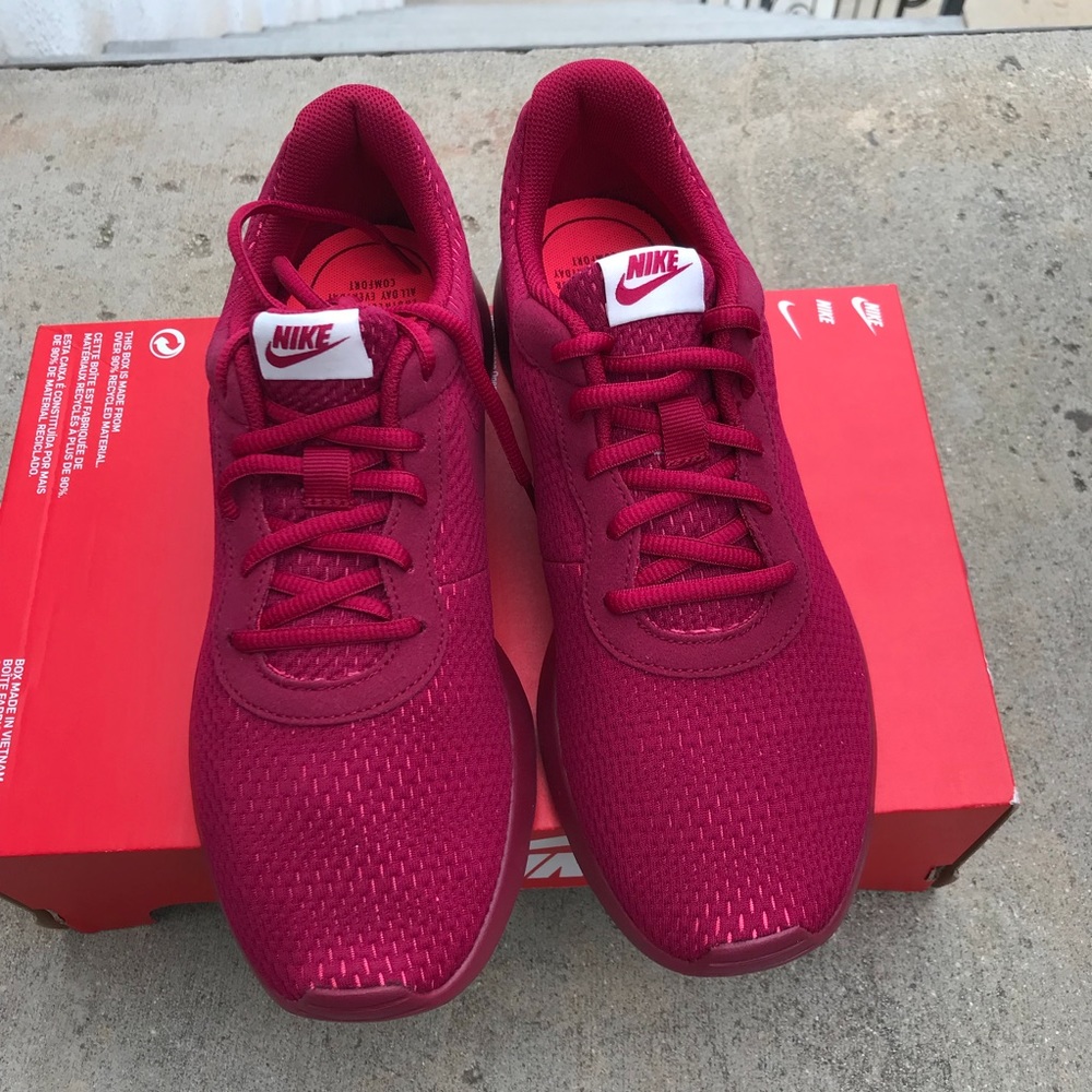 NIKE WOMENS AUTHENTIC noble red Sz 6:5 New - Picture 4 of 5
